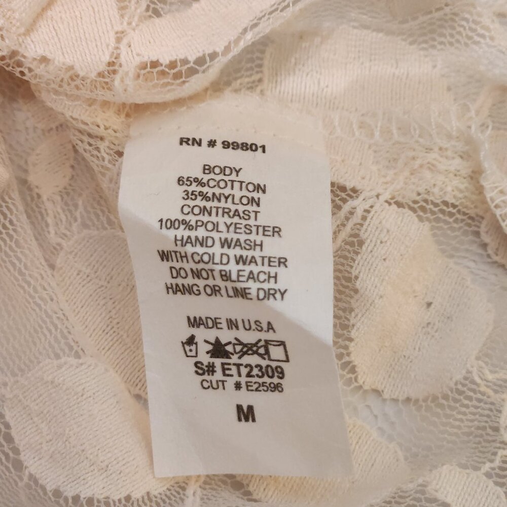 ❤️ 4/$20 NWT Event sleeveless top Women's medium button-up lace tank top Light - Picture 12 of 12